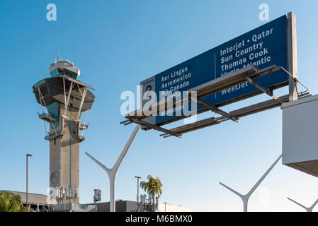 LAX International Airport flight Tower, Los Angeles, CA Stockfoto