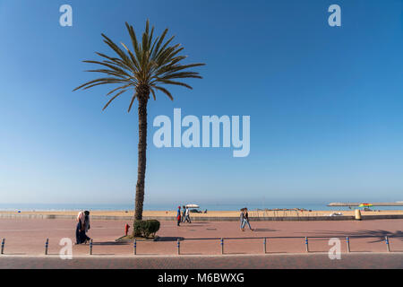Promenade und Strand in Agadir, Königreich Marokko, Afrika | Promenade und der Strand in Agadir, Königreich Marokko, Afrika Stockfoto