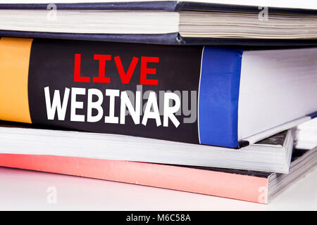 Hand schreiben Bildunterschrift Inspiration zeigen Live Webinar. Business Konzept für Business Web E-Learning auf dem Buch der weiße Hintergrund geschrieben. Stockfoto