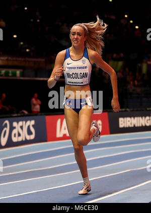 Großbritanniens Eilish McColgan während der 1500m der Frauen Heat2 bei Tag zwei Der 2018 IAAF Indoor Wm in der Arena Birmingham. Stockfoto