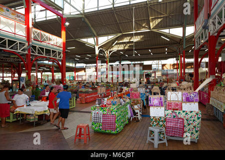 Markthalle in Papeete, Tahiti, Französisch-Polynesien Stockfoto