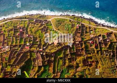 Luftaufnahme der ländlichen Landschaft von Achadas da Cruz, Madeira, Portugal Stockfoto