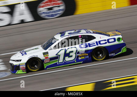 Las Vegas, Nevada, USA. 2 Mär, 2018. März 02, 2018 - Las Vegas, Nevada, USA: Ty Dillon (13) bringt seinen Rennwagen auf der Vorderseite Ausdehnung während der Praxis für die pennzoil 400 bei Las Vegas Motor Speedway in Las Vegas, Nevada. Quelle: Chris Owens Asp Inc/ASP/ZUMA Draht/Alamy leben Nachrichten Stockfoto