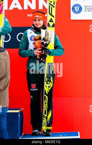 Rasniv, Rumänien. März 3, 2018: Carina Vogt (GER) während der Preisverleihung im FIS Skisprung Weltcup Damen Rasnov (ROU) 2018 Valea Carbunarii, Rasnov, Rumänien ROU. Foto: Cronos/Catalin Soare Credit: Cronos/Alamy leben Nachrichten Stockfoto