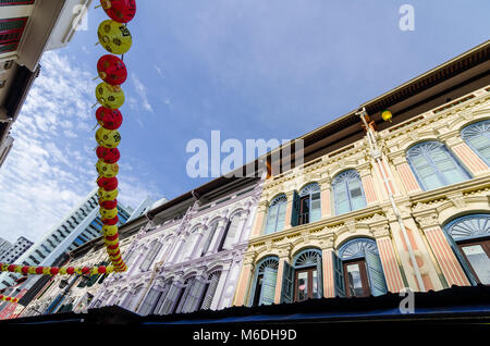 Morgen Blick auf Singapur berüchtigten Chinatown. Chinatown ist eine ethnische Enklave innerhalb der zentralen Gegend von Singapur. Stockfoto