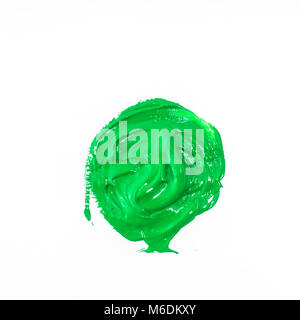 Einen Tropfen Acryl Grün Farbe auf einer weißen Fläche Stockfoto