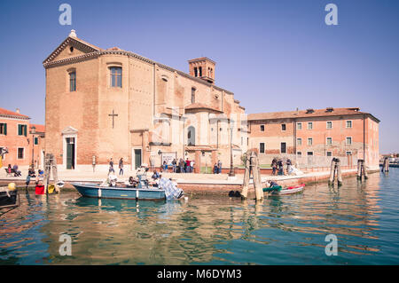 Chioggia, Italien - 30. April 2017: Kirche des Heiligen Dominikus gebaut auf einer Insel in Chioggia, Venedig, Italien. Stockfoto