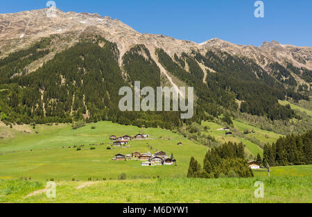 Ridnauntal, in der Nähe das Eisacktal in Südtirol, Trentino Alto Adige, Italien. Das Tal harkens zurück auf eine bewegte Geschichte des Bergbaus, für ca. 800 Stockfoto