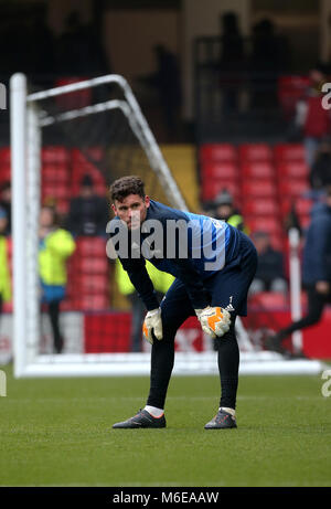 West Bromwich Albion Torwart Ben Foster erwärmt sich während der Premier League Match an der Vicarage Road, Watford. Stockfoto