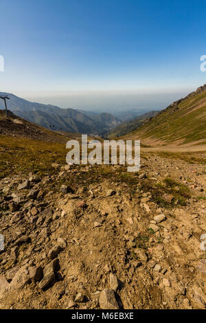 Tien Shen Berge bei Shymbulak oberen Piste Talgar Pass in der Nähe von Almaty, Kasachstan Stockfoto