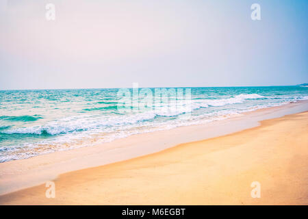 Strand und die tropischen Meer - Indien Stockfoto