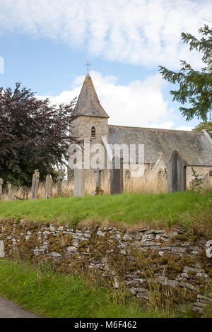 St. Mary's Kirche und Friedhof in Newchurch Montgomery bieten kostenlose Kekse und Getränke für Wanderer auf Deich langen Fußweg der Offa's Stockfoto