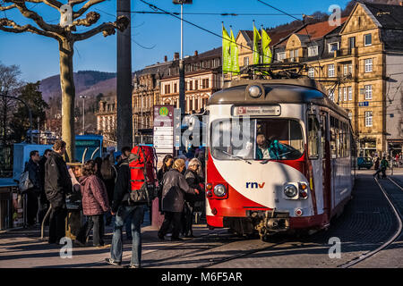 Gestoppt Seilbahn mit Leuten, die sich in Heidelberg, Deutschland Stockfoto