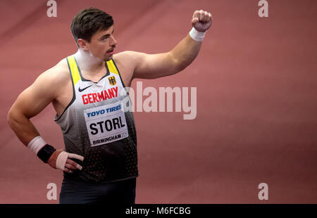 Birmingham, Großbritannien. 03 Mär, 2018. 03 März 2018, Großbritannien, Birmingham: Kugelstoßen, Männer. Deutschlands David Storl feiern Silber gewinnen. Credit: Sven Hoppe/dpa/Alamy leben Nachrichten Stockfoto