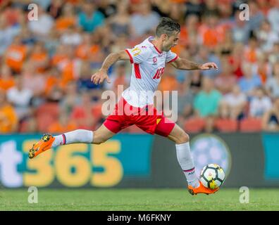 Brisbane, Australien. 3. März, 2018. Eine Liga australische Mens professionelle Fußball vom 3. März 2018. Suncorp Stadium Brisbane Australien. Brisbane Roar FC V Adelaide Vereinen FC. Mit der S-L Archer. Brisbane Roar gewann das Match mit 1:0 Quelle: slapics/Alamy leben Nachrichten Stockfoto