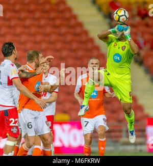 Brisbane, Australien. 3. März, 2018. Eine Liga australische Mens professionelle Fußball vom 3. März 2018. Suncorp Stadium Brisbane Australien. Brisbane Roar FC V Adelaide Vereinen FC. Mit der S-L Archer. Brisbane Roar gewann das Match mit 1:0 Quelle: slapics/Alamy leben Nachrichten Stockfoto