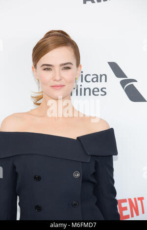 Zoey Deutch nimmt an den Independent Spirit Awards am 3. März in Santa Monica, Kalifornien 2018. Stockfoto