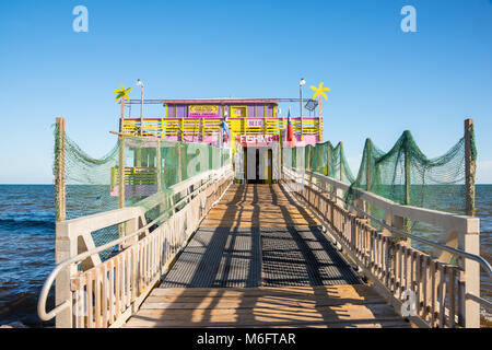 61St Street Fishing Pier, Ufermauer, Galveston, Texas Stockfoto