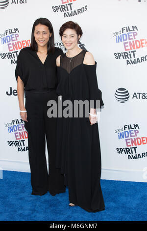 Santa Monica, USA. 02 Mär, 2018. Atsuko Hirayanagi und Shinobu Terajima an den Independent Spirit Awards am 3. März in Santa Monica, Kalifornien 2018. Credit: Foto Access/Alamy leben Nachrichten Stockfoto