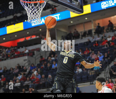 März 03, 2018; Oxford, MS, USA; Vanderbilt Guard, Saben Lee (0), Köpfe zum Band für die oben legen. Die Vanderbilt Commodores besiegten die Ole Miss Rebels, 82-69, im Pavillon am Ole' Fräulein Kevin Lanlgey/CSM Credit: Cal Sport Media/Alamy leben Nachrichten Stockfoto