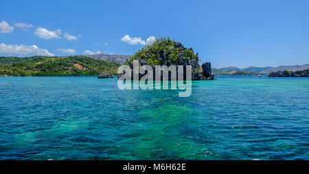 Anzeigen von Coron Island, Philippinen. Coron ist eine keilförmige Kalkstein Insel in der Provinz Palawan. Stockfoto