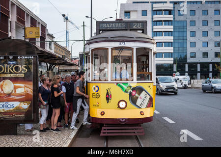 Martim Moniz - erste Stop der historischen Straßenbahn 28, der berühmteste Tour ist Lissabon. Portugal Stockfoto