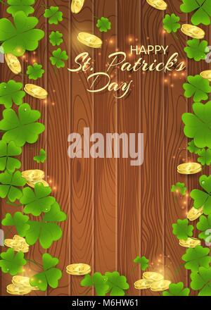 Plakat der happy St. Patrick's Day mit Goldmünzen und Klee Blätter auf einem hölzernen Hintergrund Stock Vektor