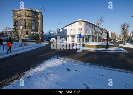 Calverley Park Crescent, Tunbridge Wells, Tier aus dem Osten Schneefall im März 2018 Stockfoto