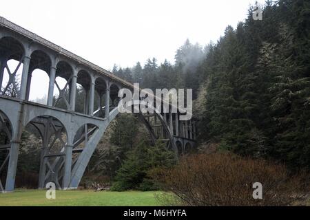 Das Kap Creek Bridge in Florenz, Oregon, USA. Stockfoto