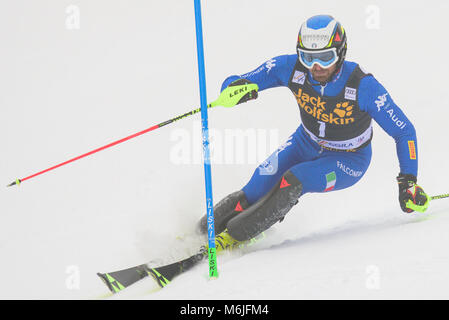 Kranjska Gora, Slowenien. 04 Mär, 2018. Manfred Moelgg Italiens konkurriert bei der Slalom Rennen auf dem Vitranc Cup FIS Weltcup. Credit: Rok Rakun/Pacific Press/Alamy leben Nachrichten Stockfoto