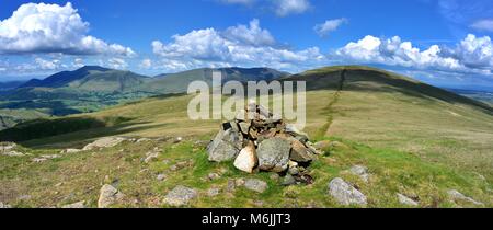 Skiddaw und Blencathra massiv aus Calfhow Hecht Stockfoto