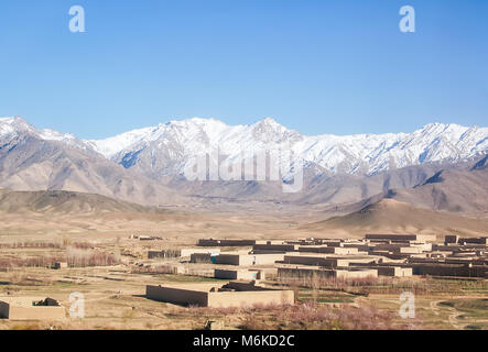 Luftbild von kleinen Dörfern zwischen Ghazni und Kabul in Afghanistan Stockfoto