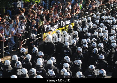 Anti-G20-Demo, Willkommen ti die Hölle, in Hamburg, Deutschland Stockfoto