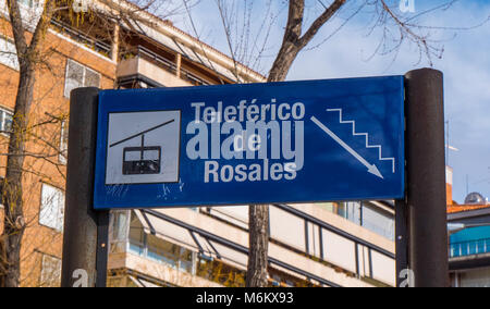 Seilbahn Teleferico Madrid bei West Park - Madrid/Spanien - 20. Februar 2018 Stockfoto