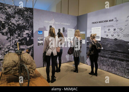 Der Vietnam Krieg: 1945 - Ausstellung 1975, die New-York Historical Society, Upper West Side, NEW YORK CITY, USA Stockfoto