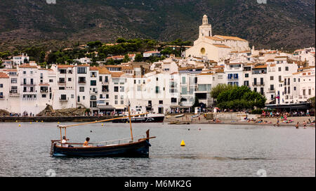 Anzeigen von Cadaques, Alt Emporda Comarca, Costa Brava, Katalonien, Spanien Stockfoto