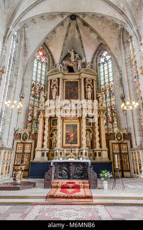 Der Hochaltar im Stil der klassischen Barock in der Kirche von St. Benedikt. Quedlinburg. Deutschland Stockfoto