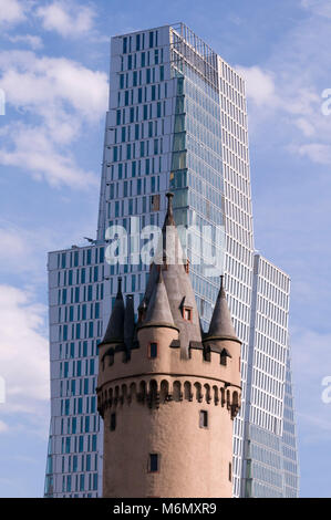 Nextower und Eschenheimer Turm, Frankfurt, Hessen, Deutschland, Europa Stockfoto