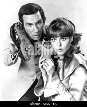 GET SMART CBS TV-Serie 1965-1970 mit Barbara Feldon als Agent 99 und Don Adams als Maxwell Smart Stockfoto
