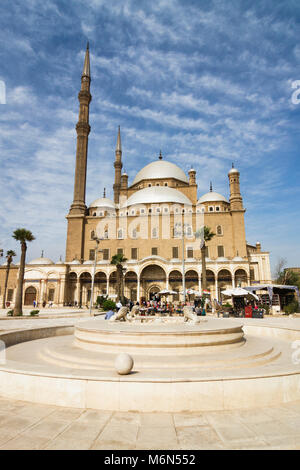Moschee von Muhammad Ali oder Alabaster Moschee in der Zitadelle von Saladin von Kairo, Ägypten Stockfoto