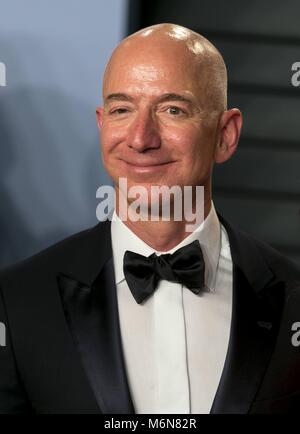 Amazon CEO Jeff Bezos besucht die Vanity Fair Oscar Party im Wallis Annenberg Center für Darstellende Künste in Beverly Hills, Los Angeles, USA, am 04. März 2018. | Verwendung weltweit Stockfoto