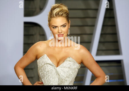 Kate Upton Teilnahme an die 2018 Vanity Fair Oscar Partei gehostet von radhika Jones an Wallis Annenberg Center für Darstellende Künste am 4. März in Beverly Hills, Kalifornien 2018. | Verwendung weltweit Stockfoto