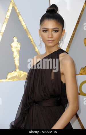 Hollywood, Kalifornien. 4 Mär, 2018. Zendaya Teilnahme an der 90. jährlichen Academy Awards in Hollywood & Highland Center am 4. März in Hollywood, Kalifornien 2018. | Verwendung der weltweiten Kredit: dpa/Alamy leben Nachrichten Stockfoto