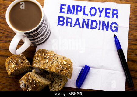 Handschriftlichen text Übersicht Employer Branding. Business Konzept für den Aufbau einer Marke auf Seidenpapier auf Holzuntergrund mit pen Brot gesund Co geschrieben Stockfoto
