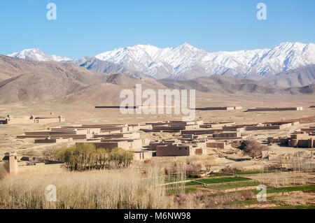 Luftbild von kleinen Dörfern zwischen Ghazni und Kabul in Afghanistan Stockfoto