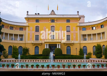 Palau Reial de Pedralbes, Parc de Pedralbes in Barcelona, Katalonien, Spanien Stockfoto