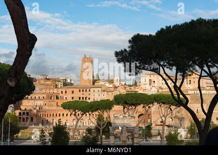 Das antike Rom City Skyline mit das Forum Romanum. Rom. Latium. Italien. Stockfoto