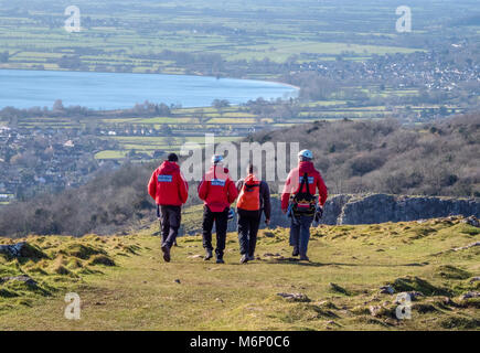 Männer aus dem Avon und Somerset Such- und Rettungsteam überschrift zu einer Übung in der Cheddar Gorge auf die Mendip HiIls von Somerset UK Stockfoto