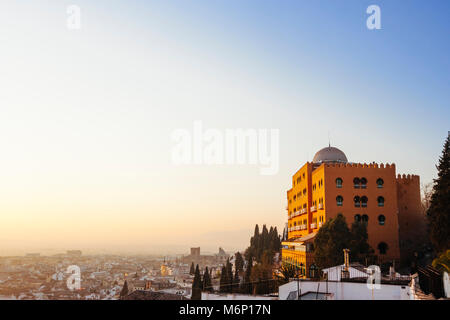 Granada, Andalusien, Spanien. Neo arabischen Stil Alhambra Palace Hotel (1910) im Stadtteil Realejo, der ältesten fünf Sterne Hotel in Spanien. Stockfoto