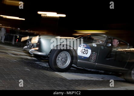 Parma, Italien. 20. Mai 2017. Crew komponiert von Jaqueline Pohl und Thomas Fischer aus Deutschland mit ihrem Modell Auto, FERRARI 250 GT BOANO 1956 1, 45, Stockfoto